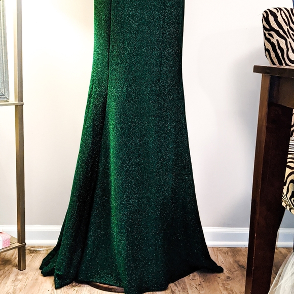 Emerald Green "Dazzling Emerald City" Mermaid Gown - Picture 3 of 8